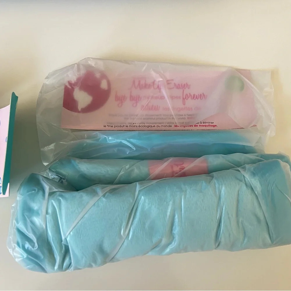 The Original MakeUp Eraser 1 -15.5